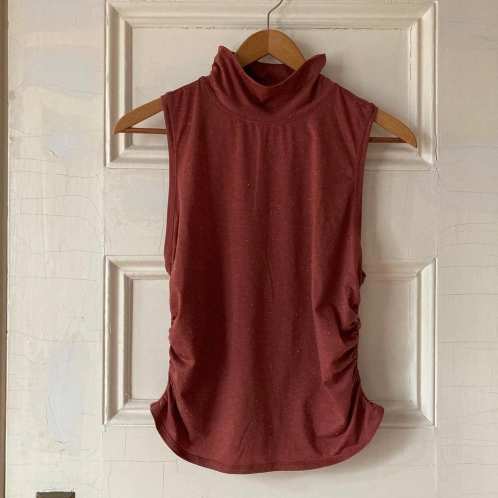 Lululemon mock neck tank top orange ruched